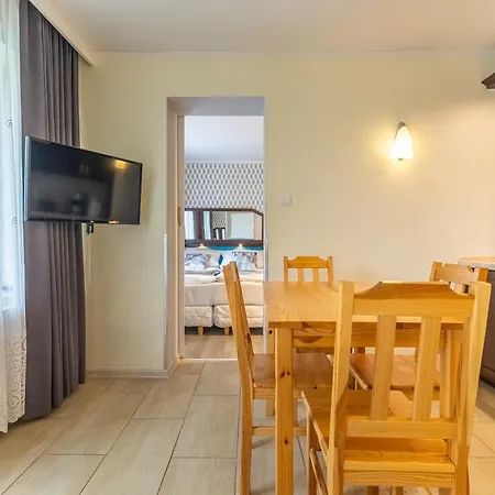 Apartment Amber Rewal