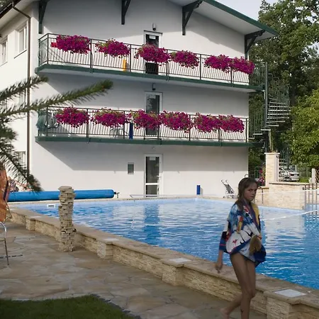 Amber Apartmán Rewal